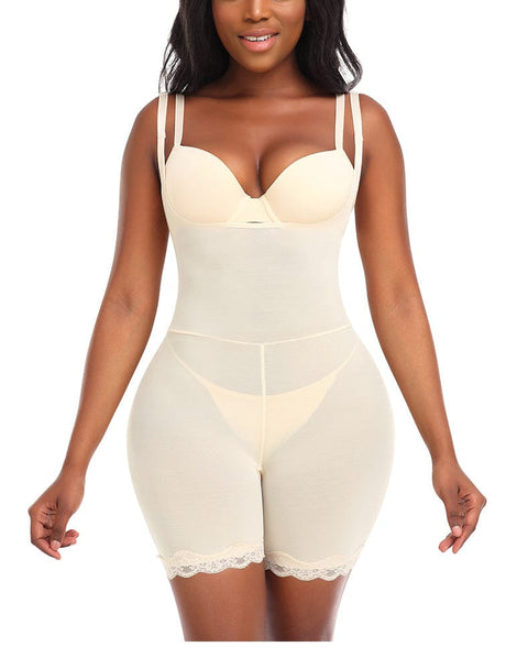 Body Gainant En Dentelle Avec Coussinets De Hanches Amovibles - CurvyPower